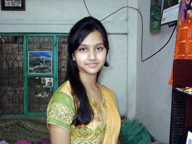 15P Beautiful Indian Girls 24-- By Sanjh