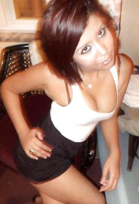10P ARAB BABE