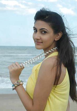 25P Beautiful Indian Girls 43-- By Sanjh