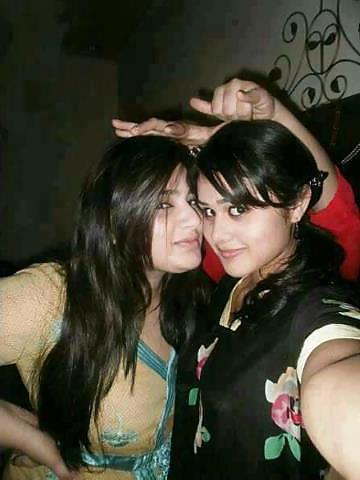 25P Beautiful Indian Girls 43-- By Sanjh