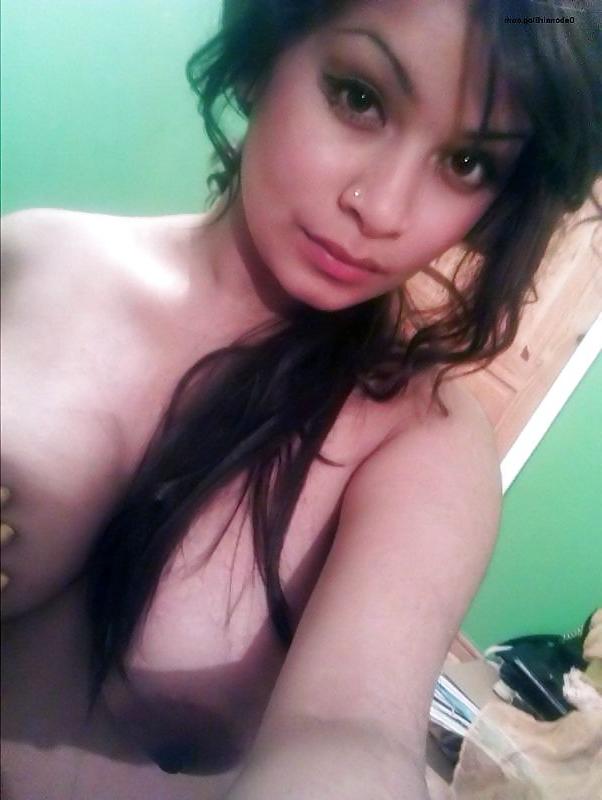 25P Indian College Girls