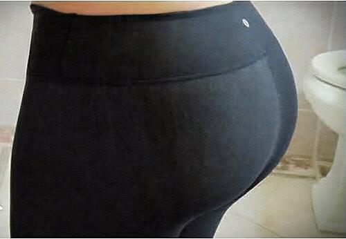 24P Round Asses In Spandex 3
