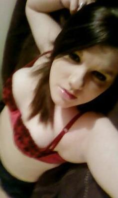 12P Married arkansas slut young milf sent me these pics... 