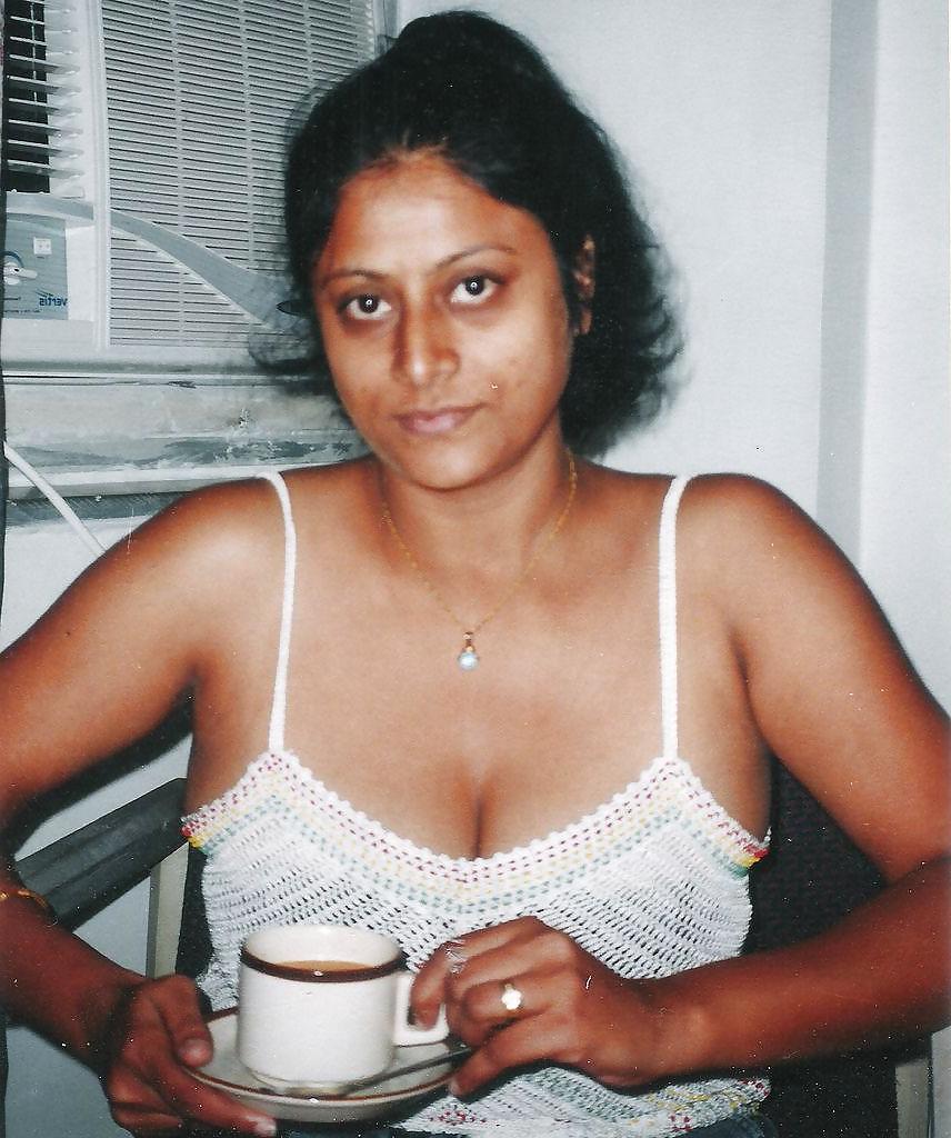 13P My indian aunty