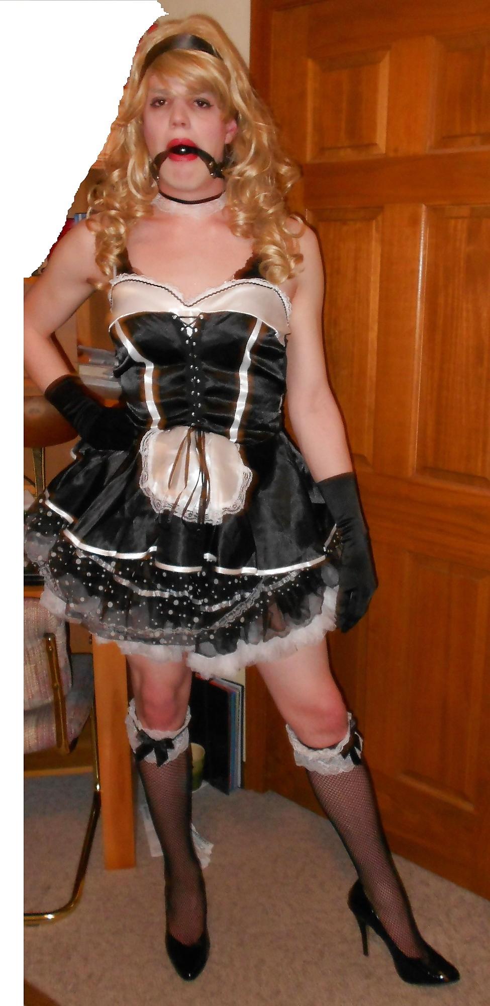 16P SISSY MAID VANESSA