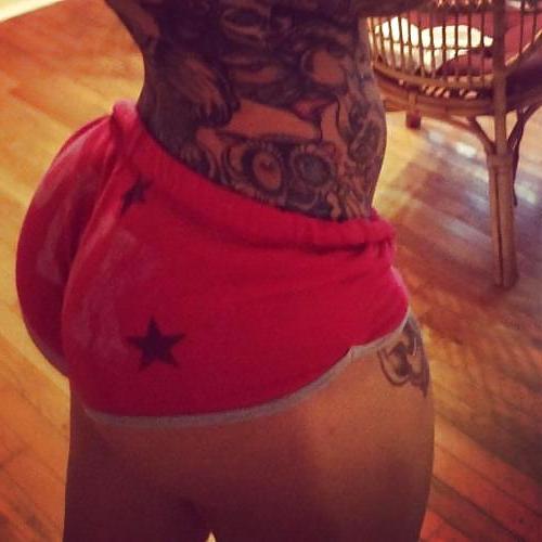 22P Big Booty Babes(non-nude)