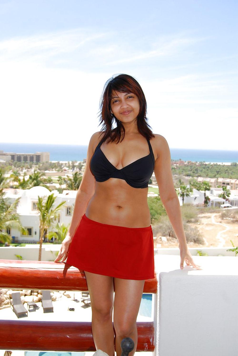 16P Indian Desi Babes Very Sexy