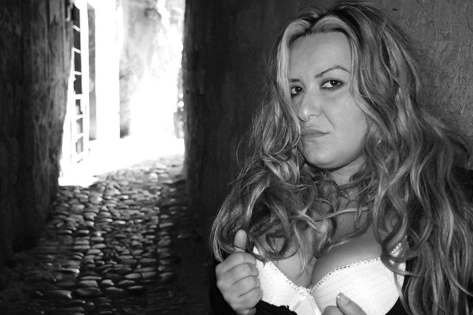8P Blonde Huge Boobs