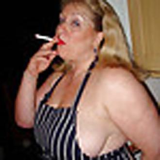 8P Smoking n Cooking!