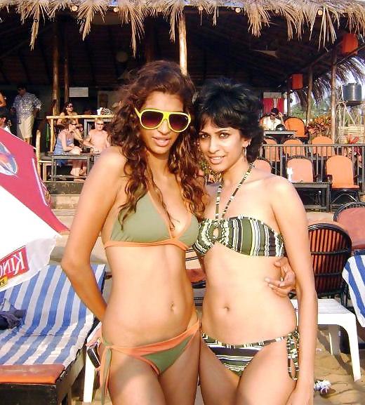 15P Indian Babes Hot & Sexy 