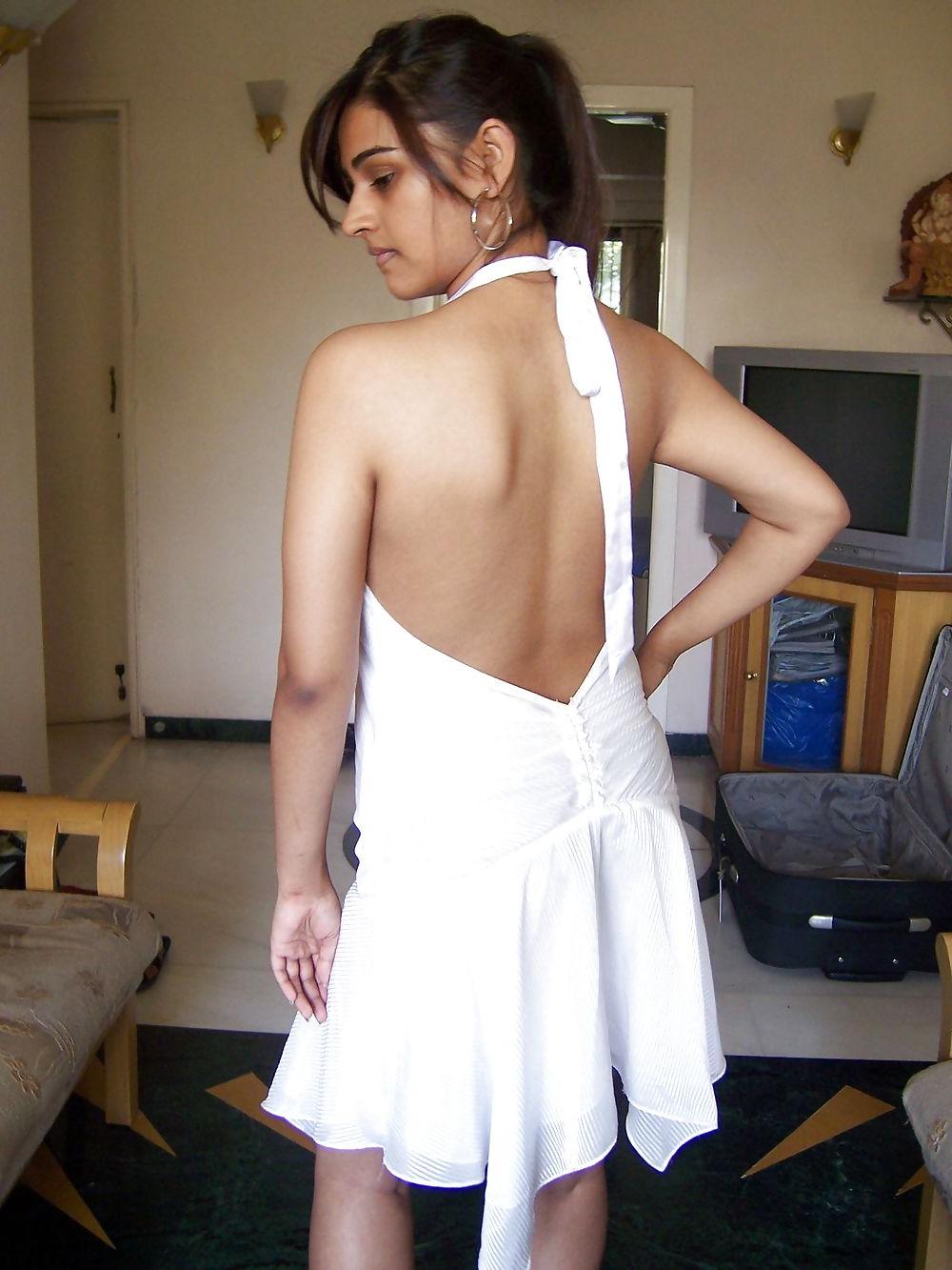 15P Indian Babes Hot & Sexy 