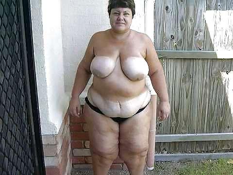 15P GRANNIES BIG TITS 01