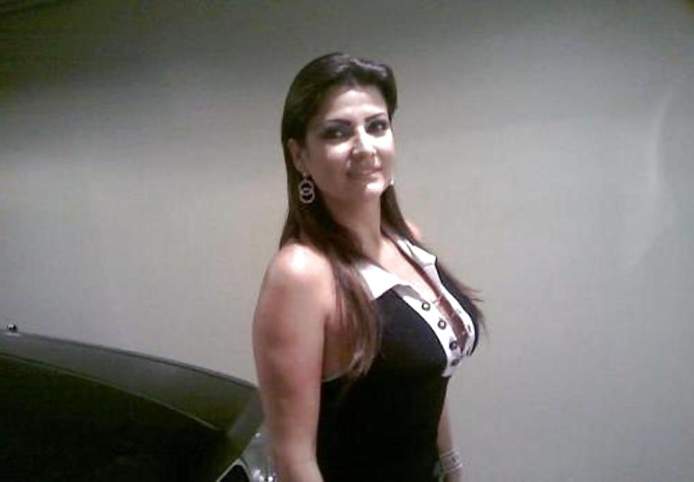 5P Big arab breast