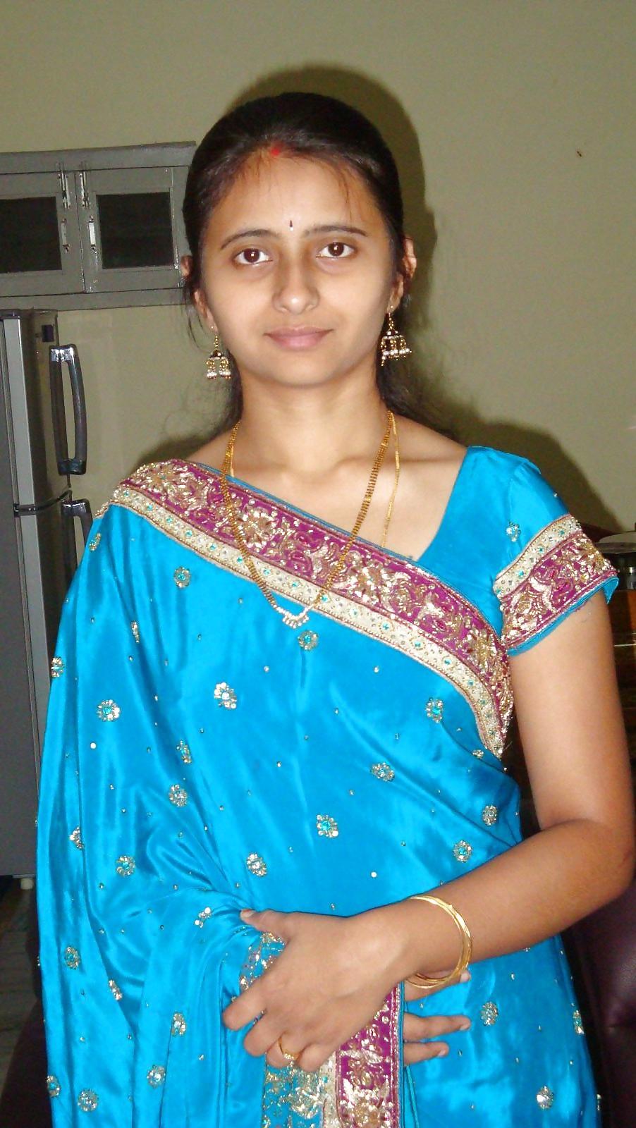 7P Hot Indian Aunties