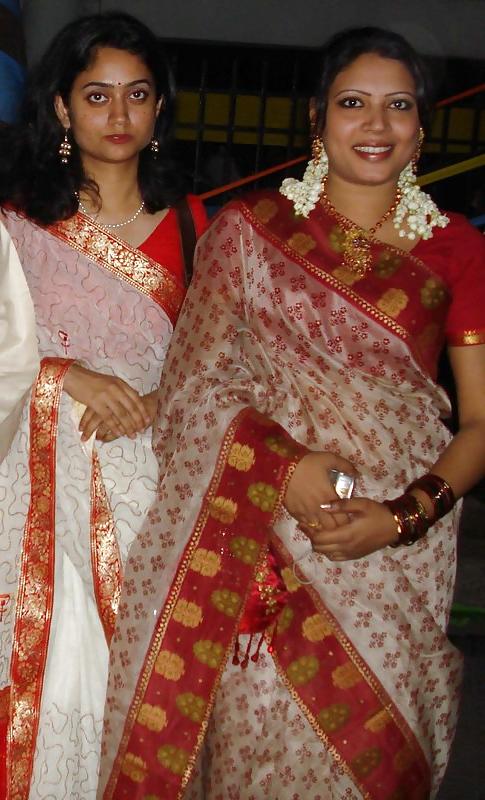 7P Hot Indian Aunties