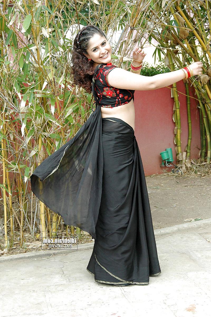 20P SEXY INDIAN ACTRESS 4