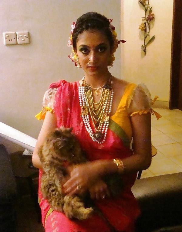 15P Indian NRI Posh Rich Girl hot pics
