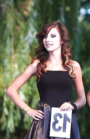 19P Beautiful Hungarian girls