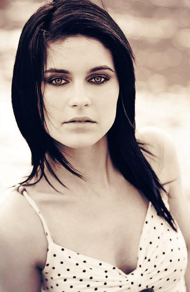 19P Beautiful Hungarian girls