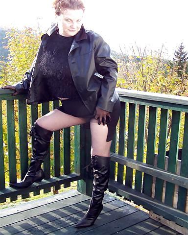 13P Boots Horny Mature 4