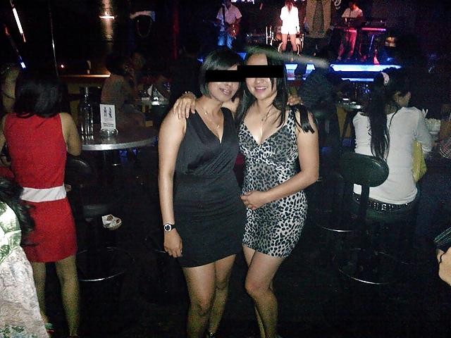 11P Malaysian Slut