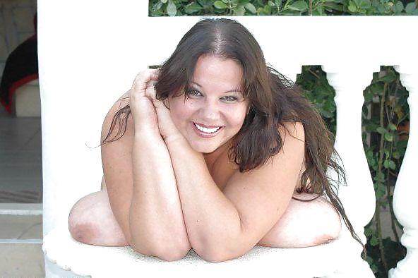 25P BIG FAT TITS AND ASS 2