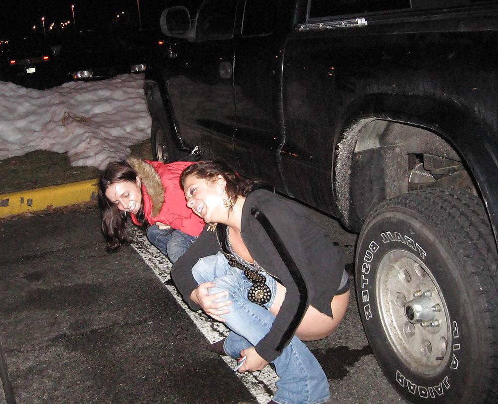 25P Teens Caught 2 (Outside) by Voyeur TROC