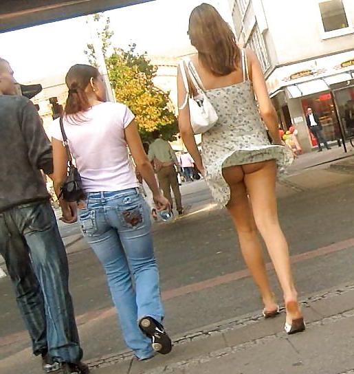 25P Beautiful Upskirt Babes 5 by Voyeur TROC