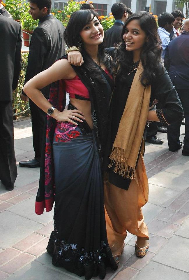 16P Hot as hell Indian girl in saree