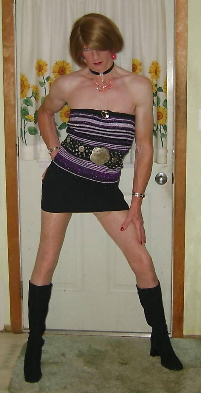 17P DEBBIE HEART-PUSS IN BOOTS