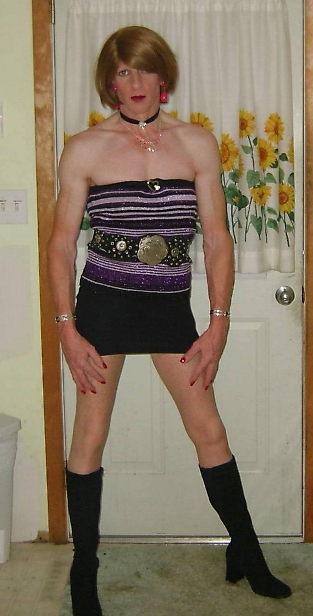 17P DEBBIE HEART-PUSS IN BOOTS