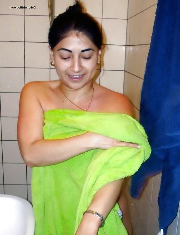 5P Indian auntys