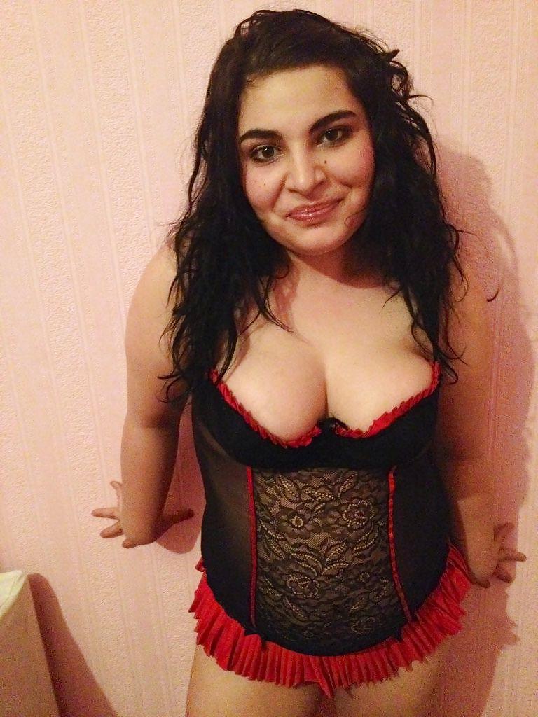 20P Hungarian prostitutes working in England