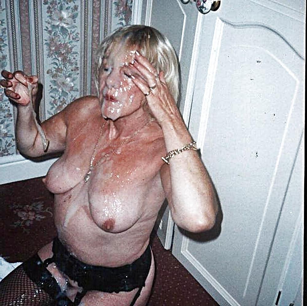 4P Cum Mask
