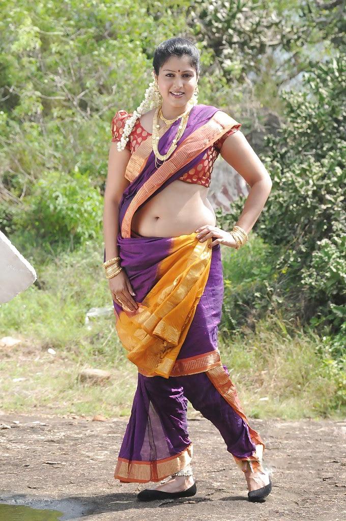 25P INDIAN AUNTIES