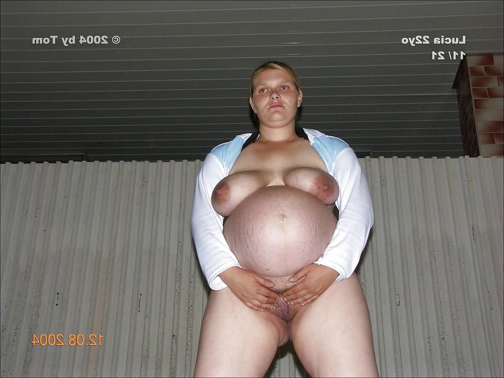 12P Pregnant hairy ameteur big tits - schwangere hausfrauen