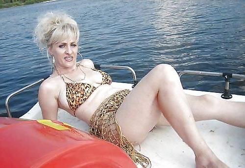 25P Babes & Boats 5