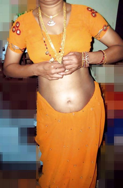 16P Indian aunty saree