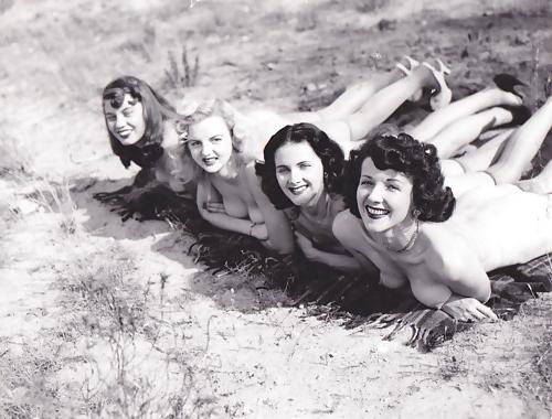 25P Want A Boner? Look At These Vintage Babes!