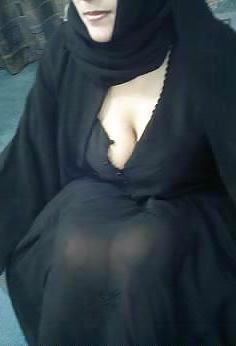 25P Indian Blowjobs