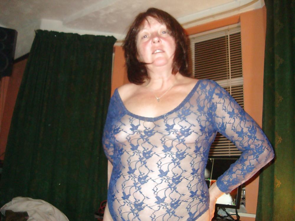 14P Husband don't understand i need loads of cum !!!!!!!!