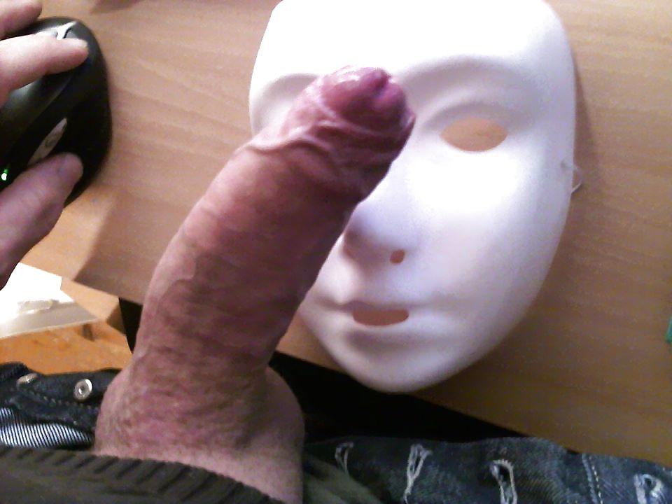 8P My dick with a mask