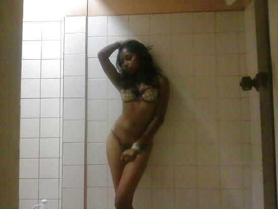 8P New trini indian babe