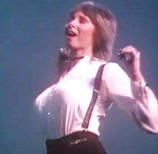 25P The Biggest Boobs In The Music Industry - Busty Tits