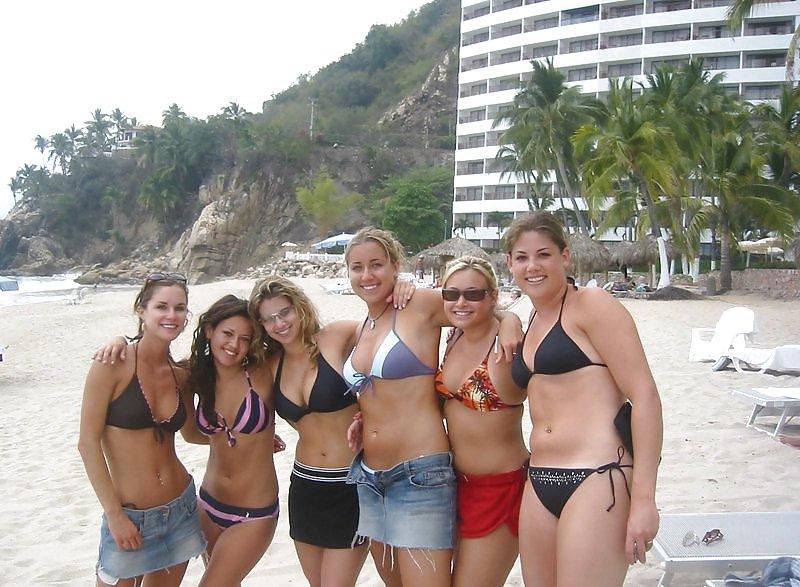 10P American Beach Girls
