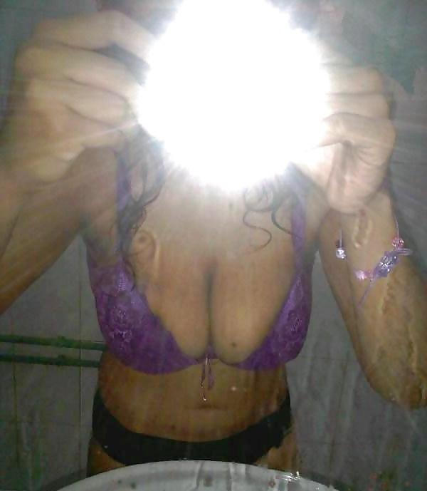20P Indian Punjabi Blackberry pictures