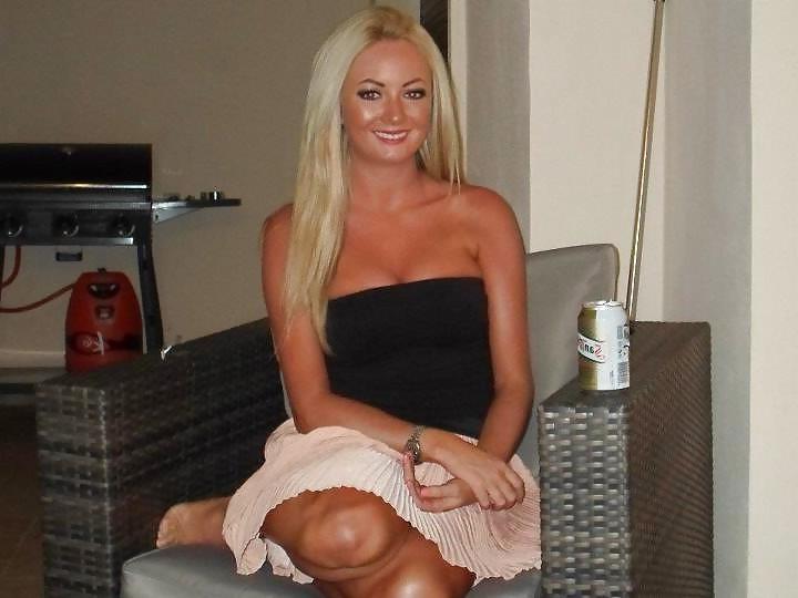 25P Big titted Laura