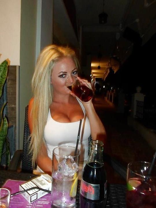 25P Big titted Laura