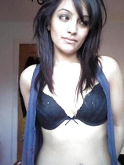 7P Arab girl shows small tits