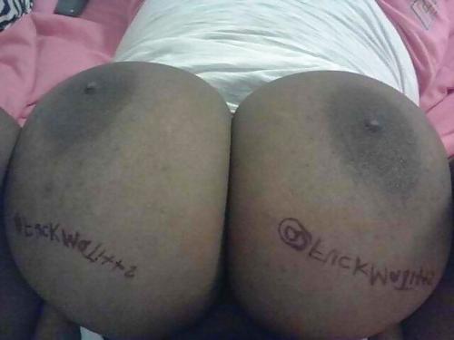 25P Huge boobs world